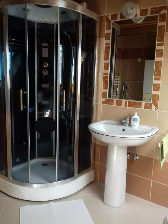 Erzsébet Vendégház és Apartman Hajdúszoboszló Exterior foto